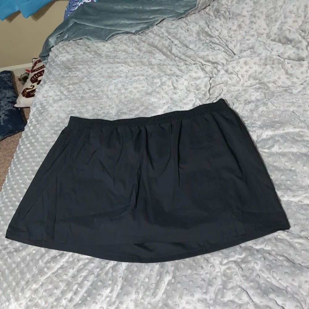 Girlfriend Collective skort XXXL never worn